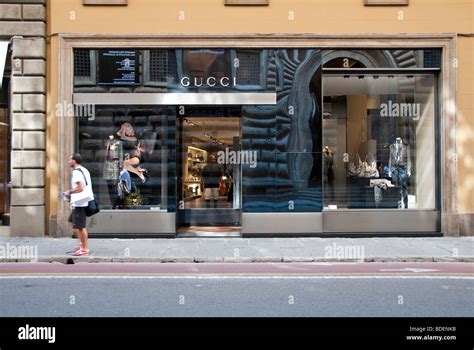 buy gucci in florence|gucci outlet store in italy.